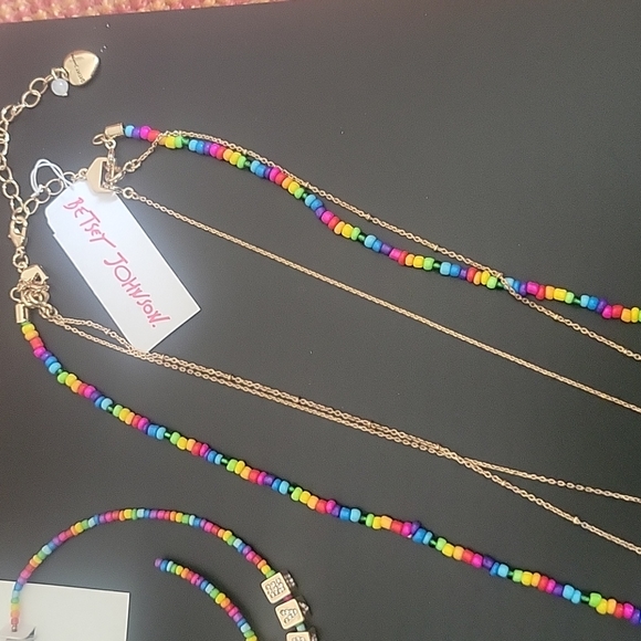 Necklace and earring - Picture 4 of 4